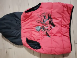 Chaleco Spiderman con capucha