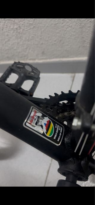 Bicicleta BH Spike Junior Negra/Roja casi sin usar