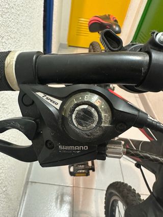 Bicicleta BH Spike Junior Negra/Roja casi sin usar