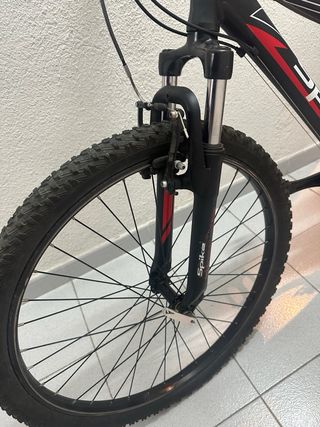Bicicleta BH Spike Junior Negra/Roja casi sin usar