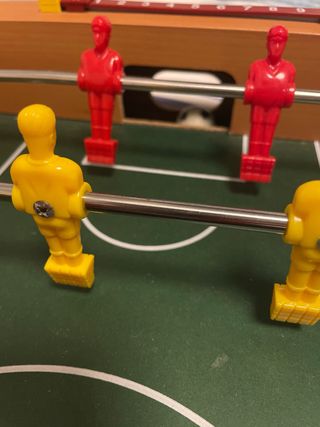 Mini futbolín de mesa