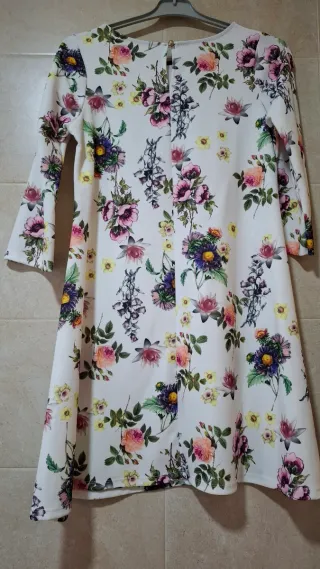 Vestido floral manga media