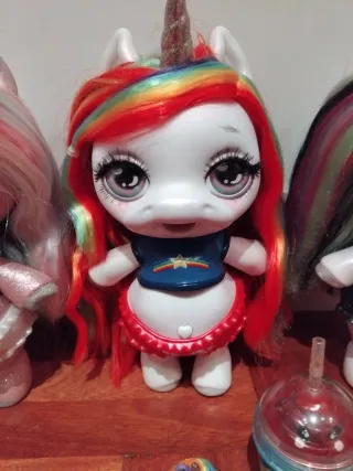 Muñecas unicornio y accesorios