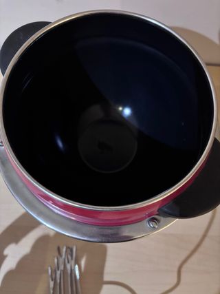 Fondue Roja con tenedores