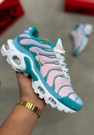 Nike TN Air Max Plus Rosa y Turquesa