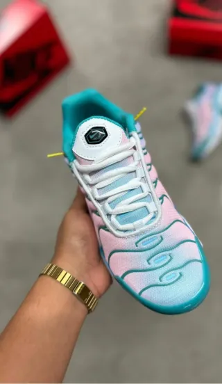 Nike TN Air Max Plus Rosa y Turquesa