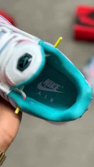 Nike TN Air Max Plus Rosa y Turquesa