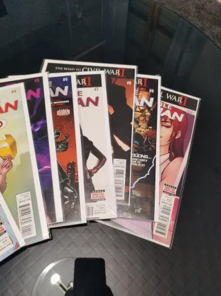 Invencible Iron Man Cómics de grapas USA