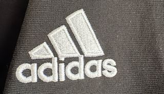 Chaqueta Adidas cremallera negra