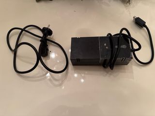 Xbox One Nero Opaco + Giochi e Controller