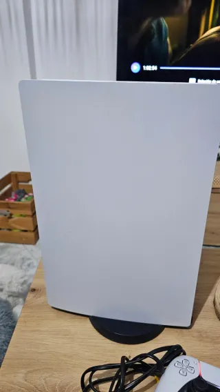 PlayStation 5 Digital + mando y cables