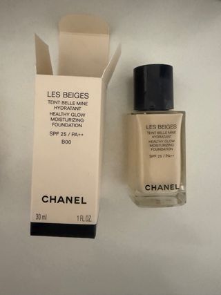 Chanel: Pintalabios Maquillaje  Pintado de cejas
