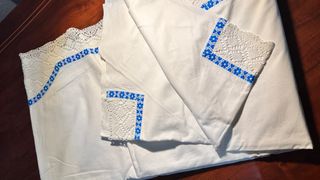 Sábanas antiguas bordadas a mano Vintage