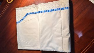 Sábanas antiguas bordadas a mano Vintage
