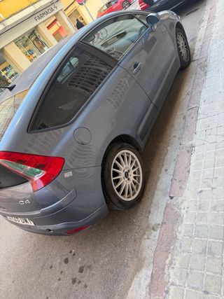 Citroen C4 2005 o cambio por moto grande 600 o mas