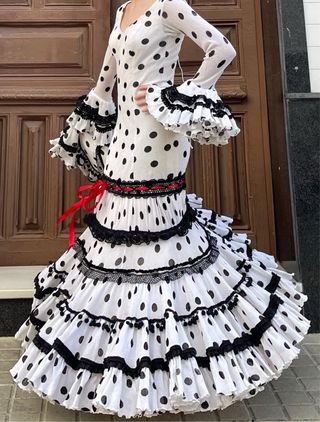 Traje de Flamenca Talla 36 Blanco y Negro
