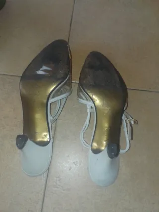 Tacones Guy Laroche Talla 37 usado buen estado
