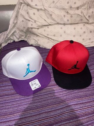 Lote 2 Gorras Jordan