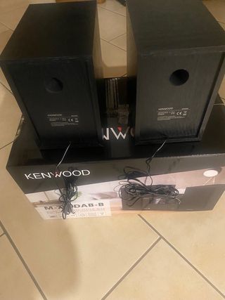 Coppia nuovissime casse passive  Kenwood nere