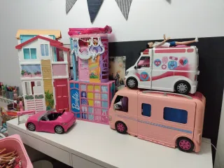 Pack Barbie Casas, Vehículos, muñecas y accesorios