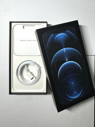 Caja iPhone 12 Pro Max