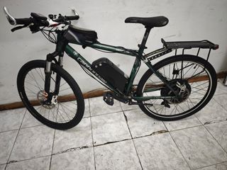 Bicicleta Eléctrica Cannondale Verde.
