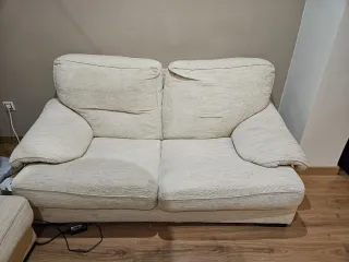 Dos sofás de 2 plazas (160cm).