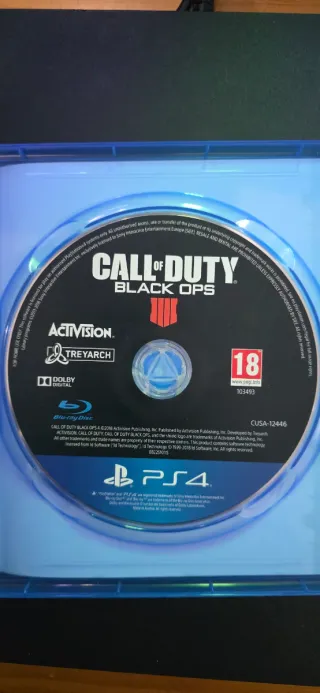PS4 Slim + Mando Azul y Call of Duty Black Ops 4