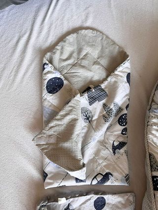 Nido riduttore letto con cuscini e coperte BabyMam