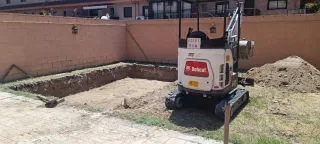 EXCAVACIONES PISCINAS DERRIBOS