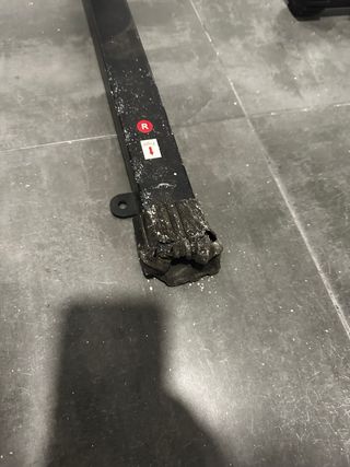 Rack, banco y set de barras y discos gym