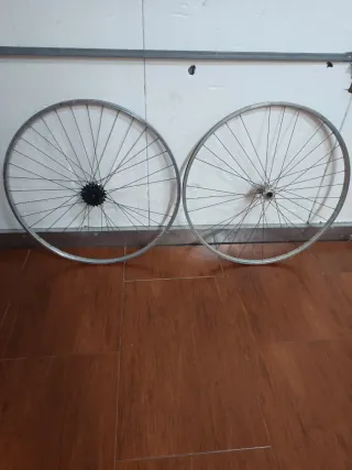 Llanta Bicicleta Carretera con Piñonera