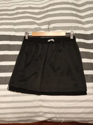 Minifalda fiesta lentejuelas Stradivarius T.36