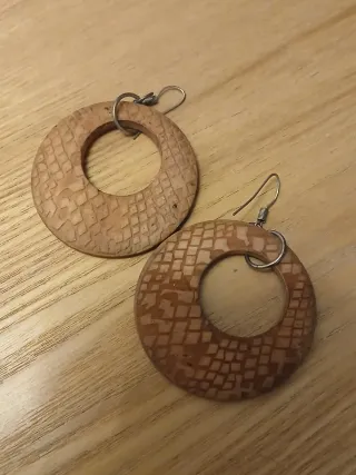 3 pares de pendientes de aro