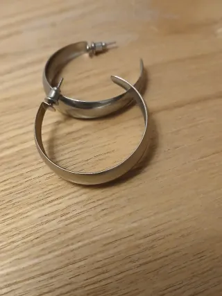 3 pares de pendientes de aro