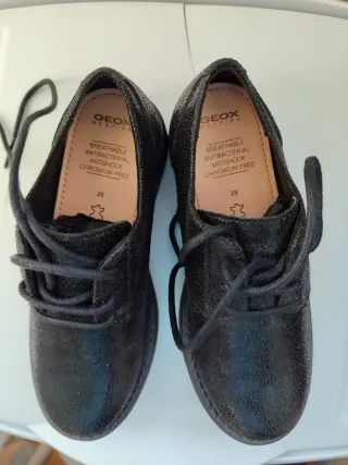 Zapatos niña Geox negros