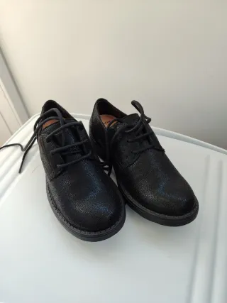 Zapatos niña Geox negros