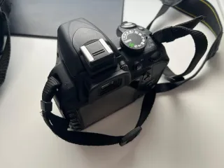 Cámara Nikon D3100 Negra