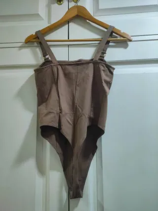 H&M - Body corset tirantes