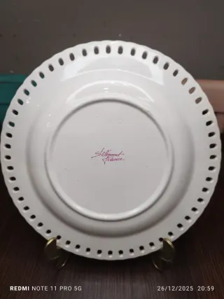 Plato decorativo St. Clement Porcelana