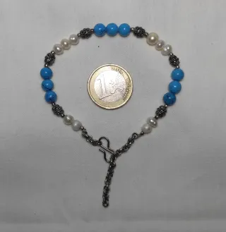 Pulsera Plateada Perlas imitación Howlita