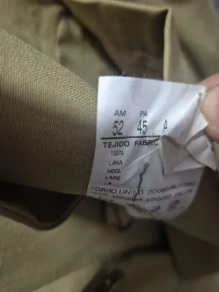 Traje beige hombre