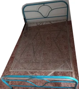 Cama 1.20m Azul Metal