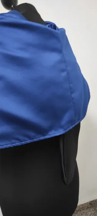 Muceta Traje Académico Azul. Facultad de Ciencias