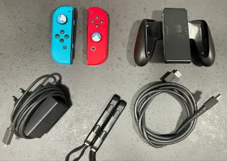 Nintendo Switch V2 Azul y Rojo + Accesorios