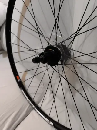 Llanta 29" Bontrager AT-650 Disc