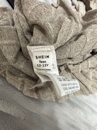 Vestido niña gris con volantes talla 12/13 años