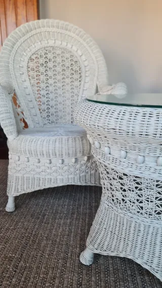 Conjunto mesa y 2 sillas ratán mimbre