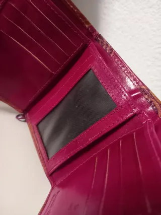 Monedero étnico de piel. Hecho a mano