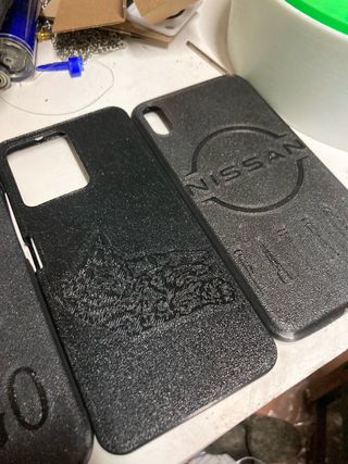 Cover 3D personalizzate per iPhone/Android